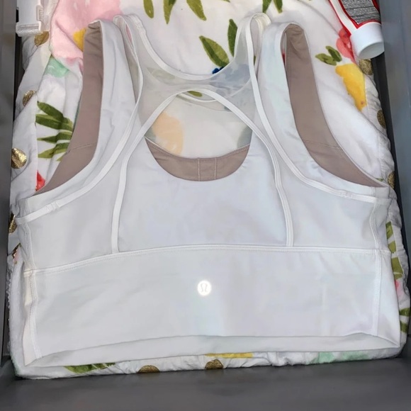 Sold - Picture 2 of 4